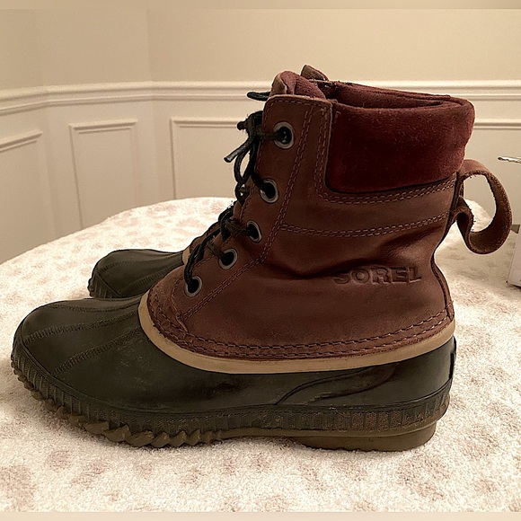 Sorel Cheyenne II Waterproof Leather Boots Color Tobacco/Black - Picture 1 of 11